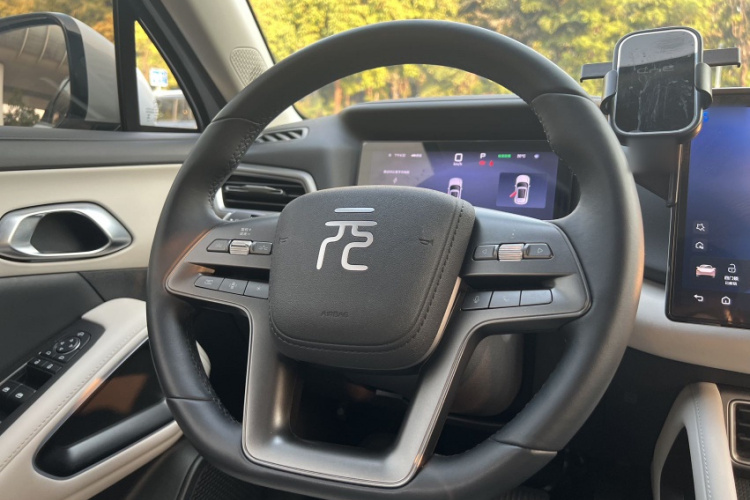 BYD YuanUP 2025 car image #28