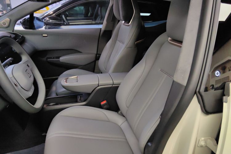 极氪 极氪X 2024 汽车图片 #28