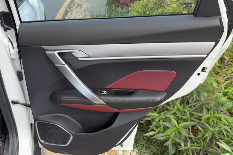 GEELY Coolray 2020 car image #28