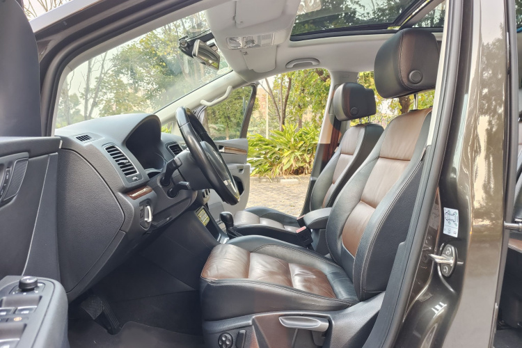 Volkswagen Sharan 2015 imagem de carro #28