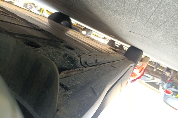 Volkswagen ID.4 X 2025 car image #28