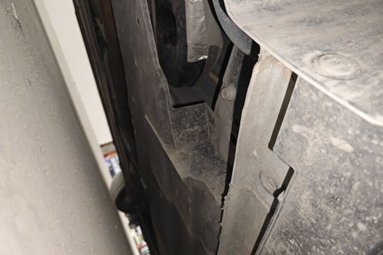 Changan UNI-V 2023 car image #28