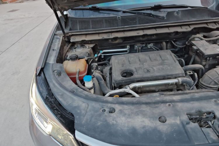 Changan CS85 Coupe 2019 car image #28