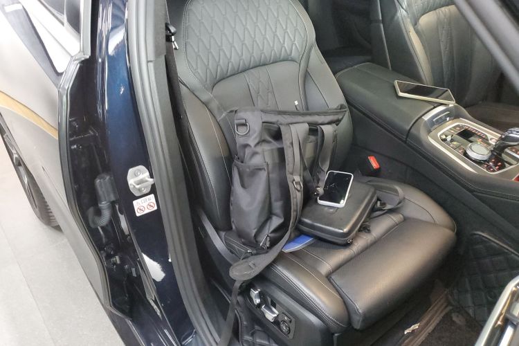 BMW X6 2021 #28 BMW X6 2021 car image #28