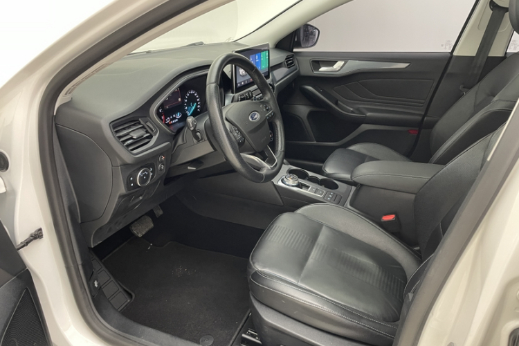 Ford Focus Active 2020 #28 Ford Focus Active 2020 صورة سيارة #28