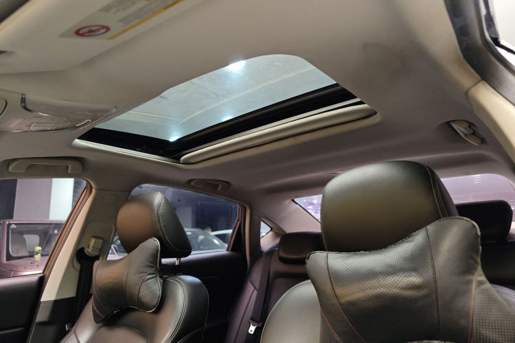 GAC Trumpchi GA6 2017 immagine di auto #28