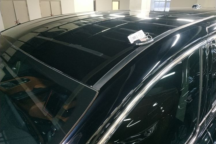 HongQi HQ9 PHEV 2024 #28 HongQi HQ9 PHEV 2024 car image #28