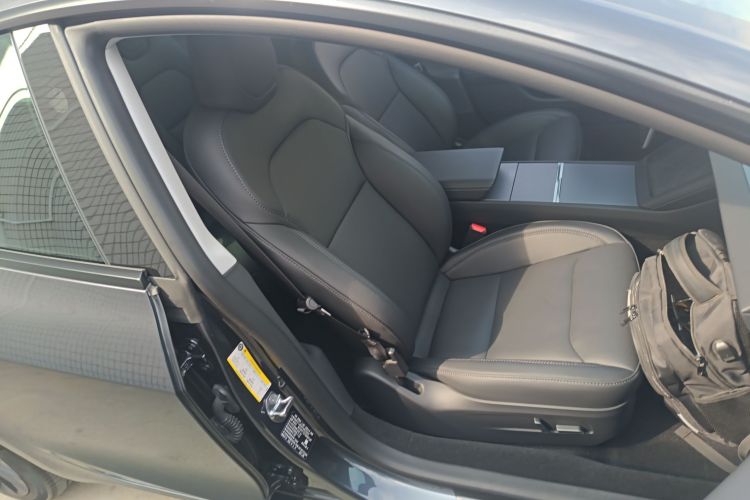 Tesla Model 3 2024 immagine di auto #28