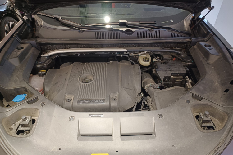 Lynk & Co 05 2022 car image #28