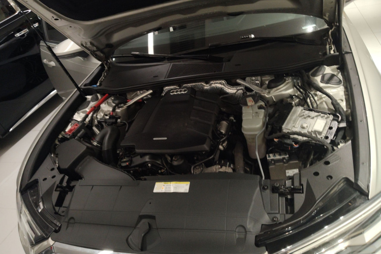 Audi A6L 2020 car image #28