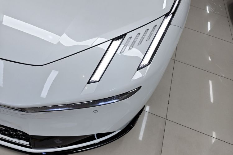Lynk & Co 10 EM-P 2025 car image #28