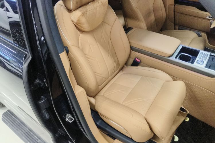 极氪 极氪9X 2025 汽车图片 #28