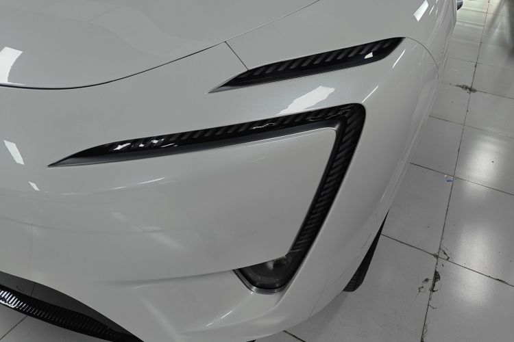 Avatr 11 2023 immagine di auto #28