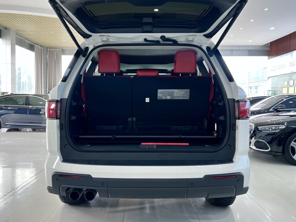 Toyota Sequoia 2024 #28 Toyota Sequoia 2024 imagen de coche #28