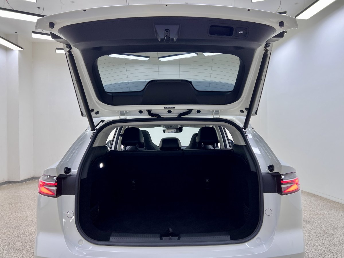 Roewe D5X DMH 2024 car image #28