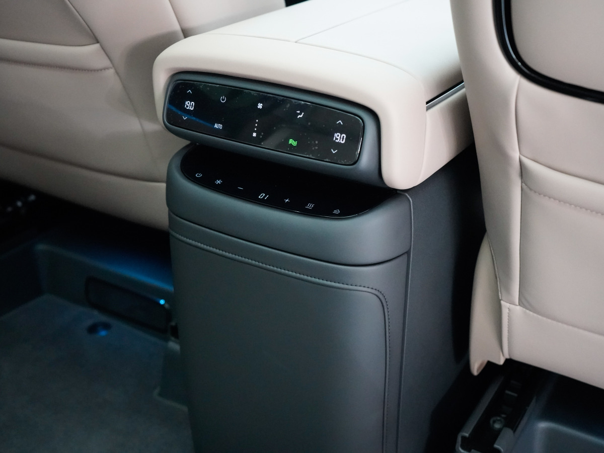 Xpeng X9 2025 #28 Xpeng X9 2025 immagine di auto #28