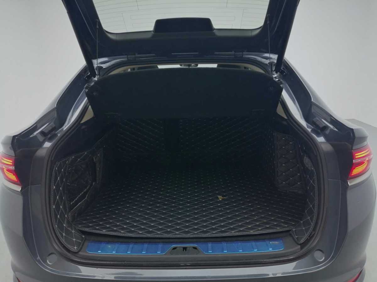 GEELY Tugella 2019 #28 GEELY Tugella 2019 car image #28