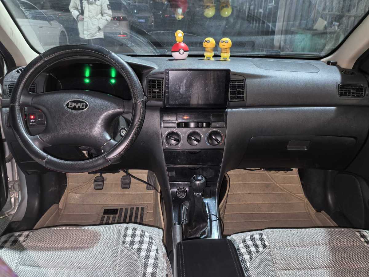 BYD F3 2015 car image #28