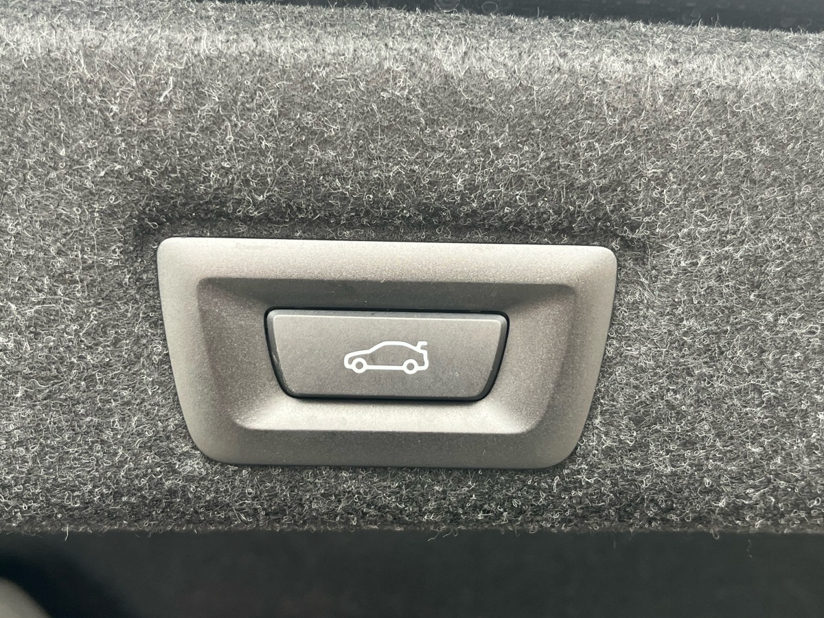 BMW i5 2024 #28 BMW i5 2024 car image #28