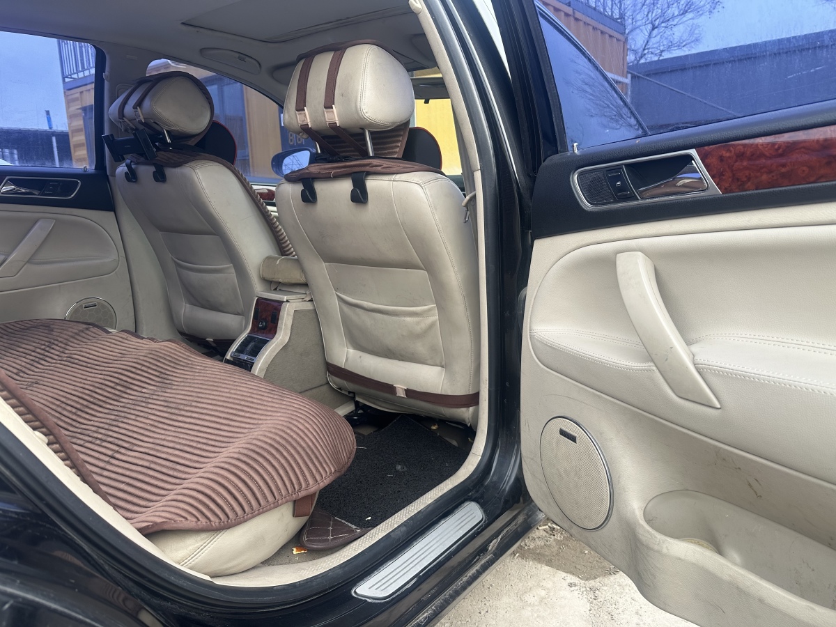 Volkswagen Passat Lingyu 2011 car image #28