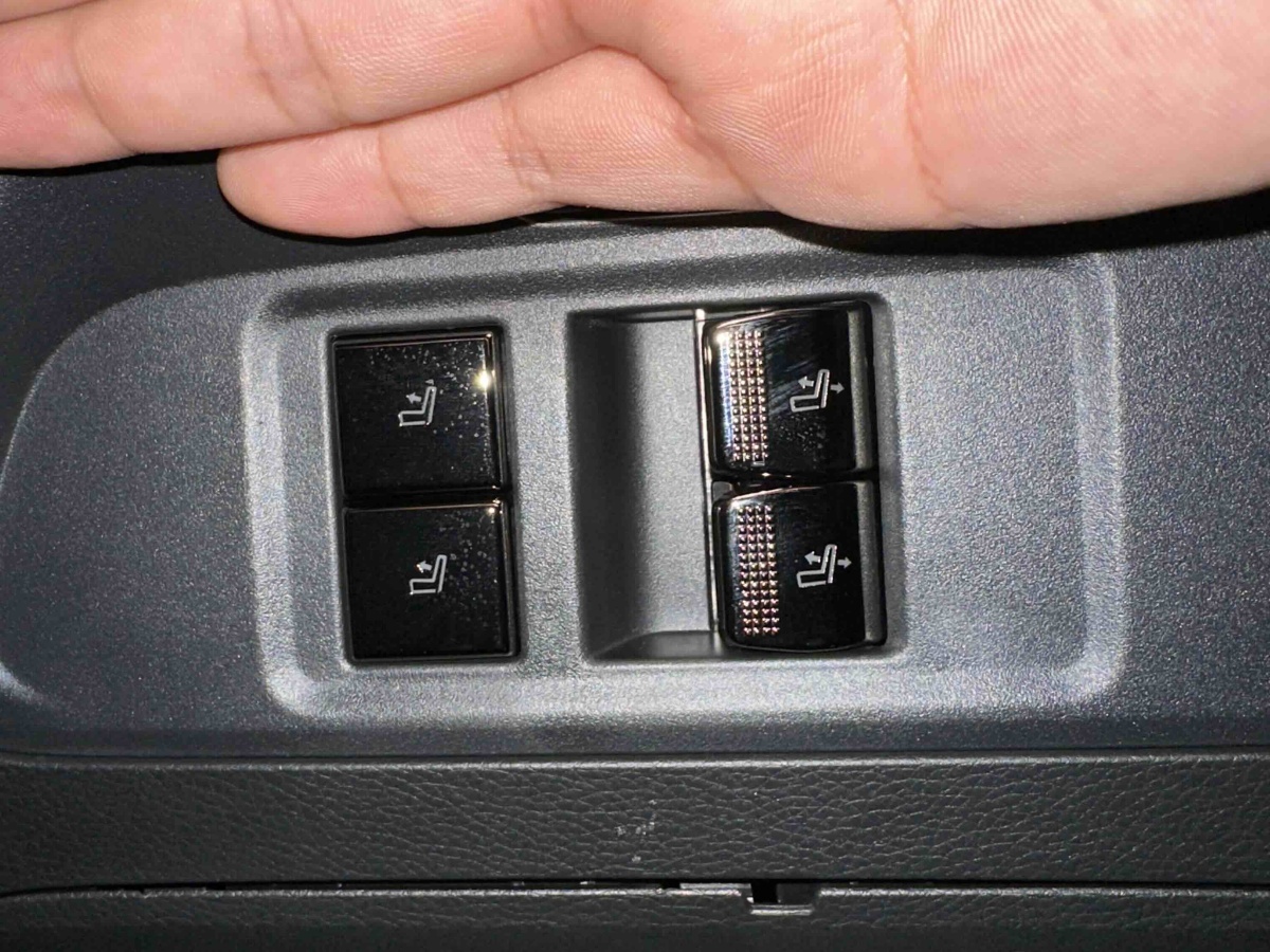 GAC Trumpchi ES9 2024 car image #28