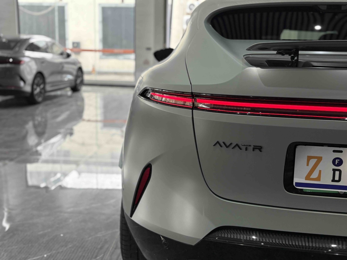 Avatr 11 2023 car image #28