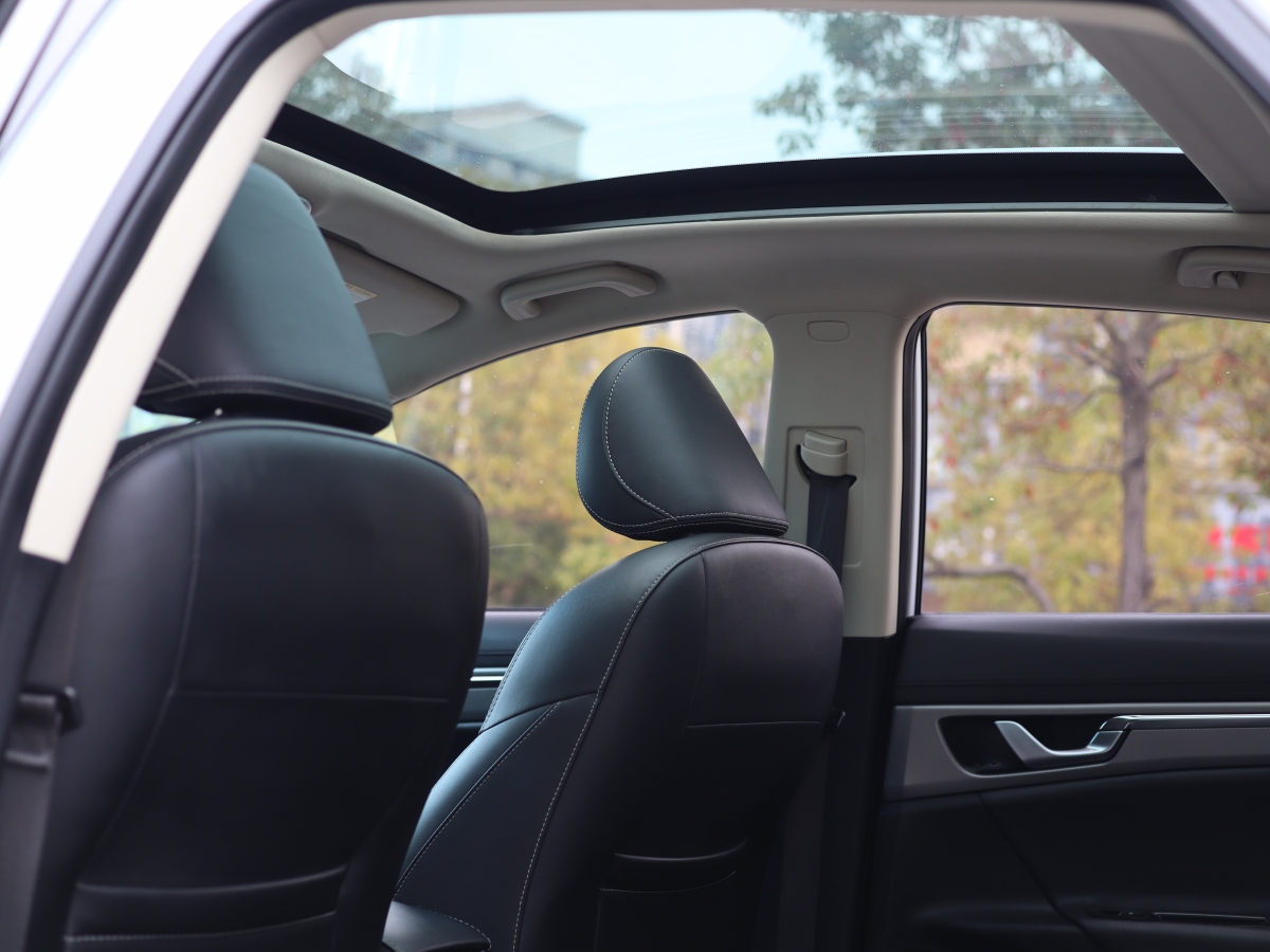 GEELY 2019 #28 GEELY 2019 car image #28