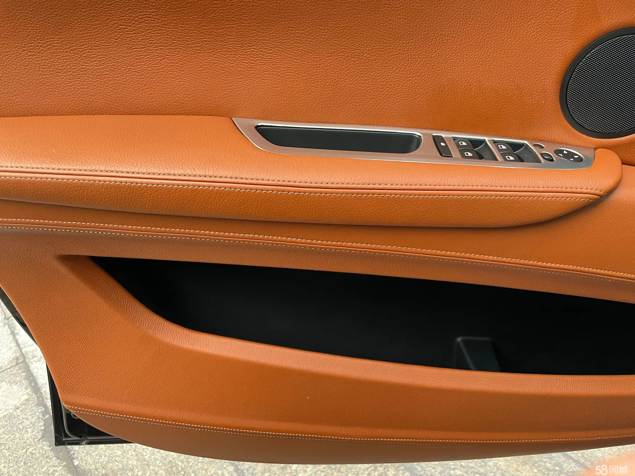 BMW X6 M 2013 car image #28