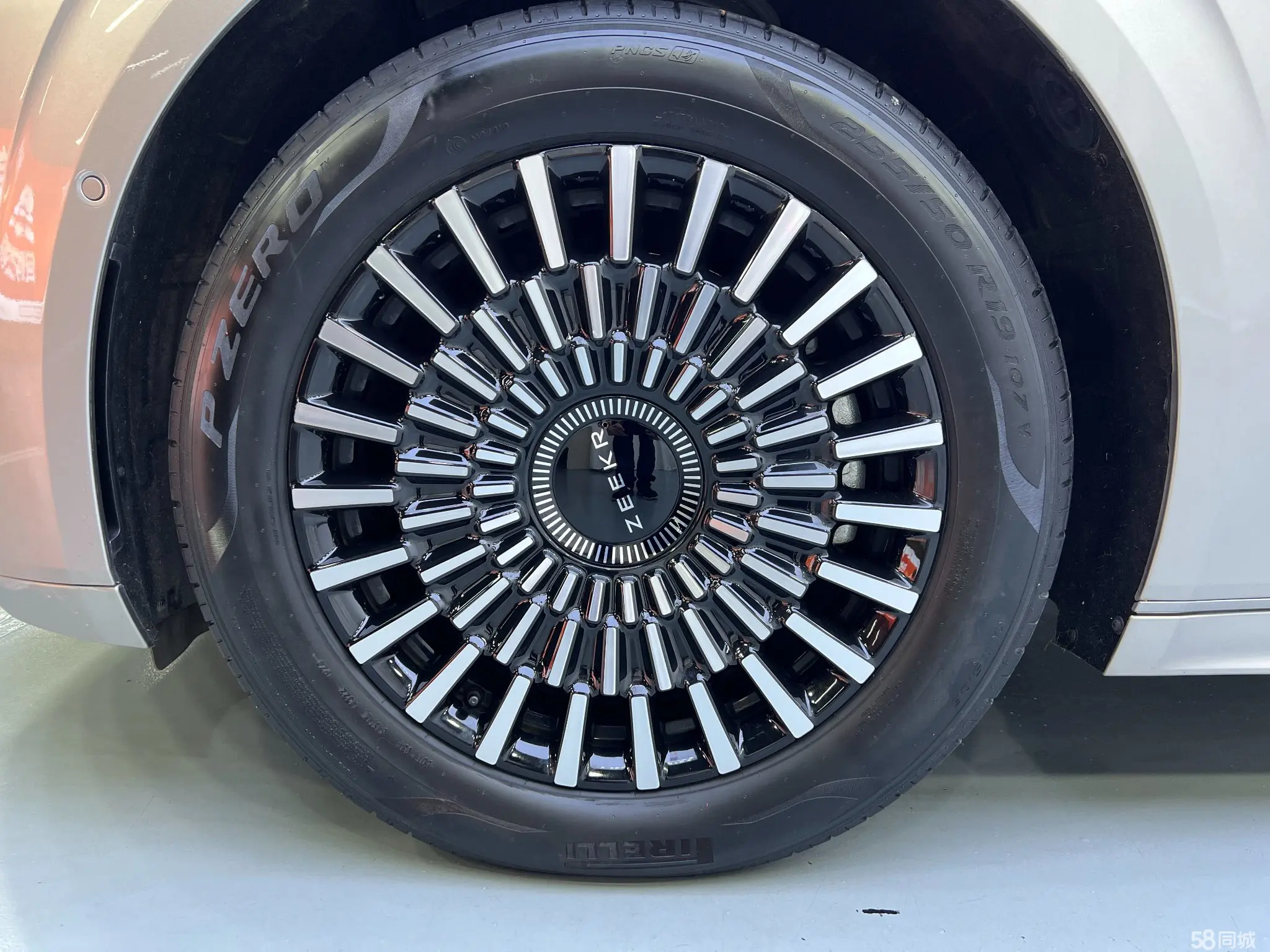 Volkswagen Phideon 2023 immagine di auto #28