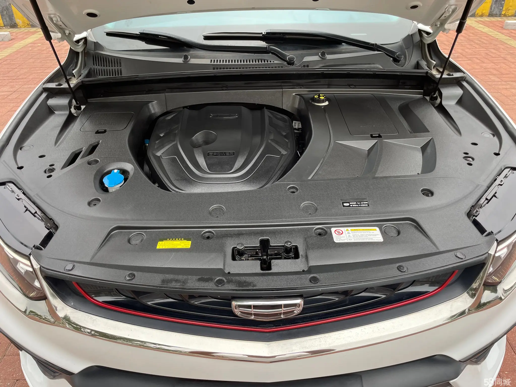 GEELY Tugella 2019 car image #28