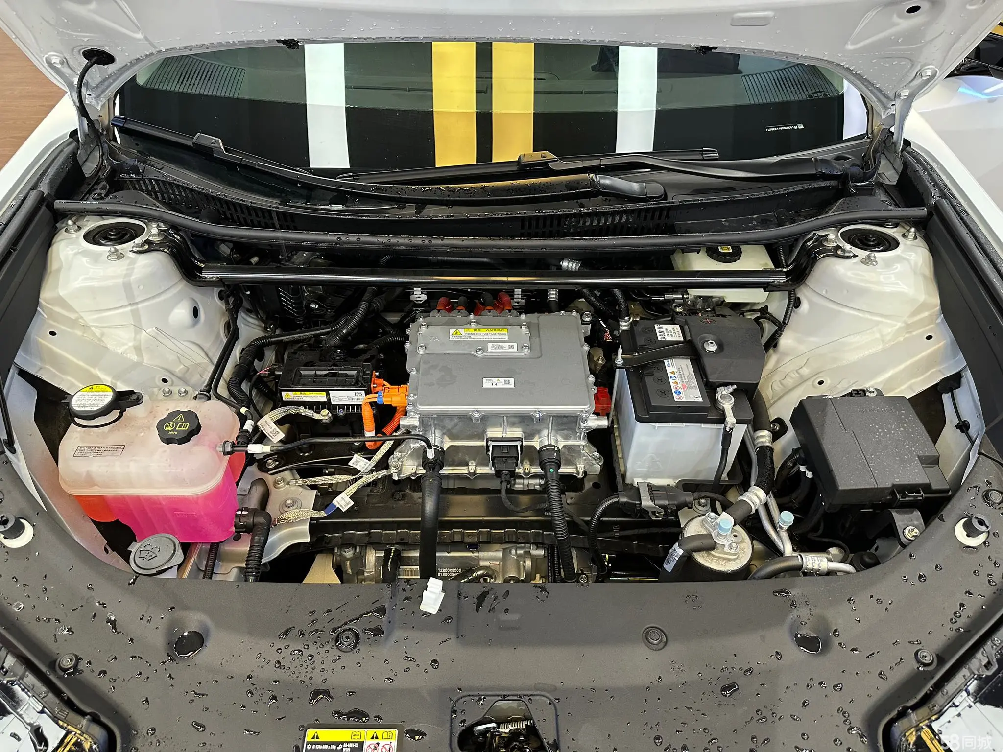 Toyota bZ5 2025 #28 Toyota bZ5 2025 car image #28