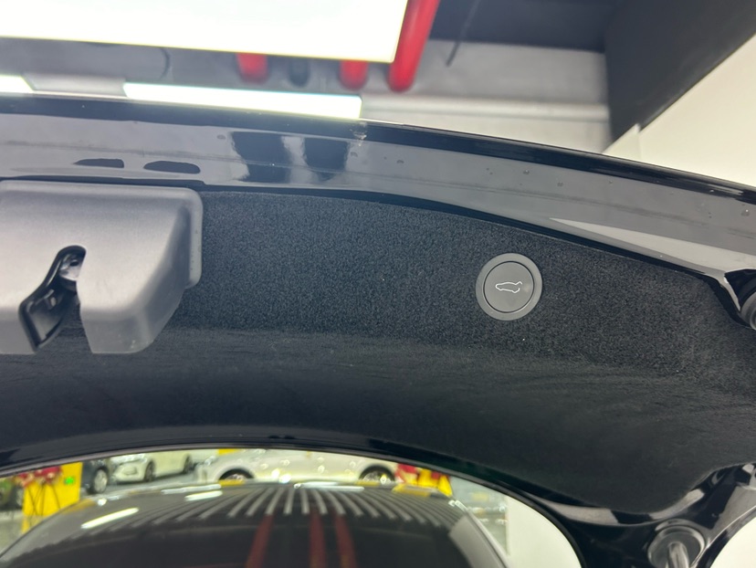 Tesla Model 3 2024 #16 Tesla Model 3 2024 car image #16