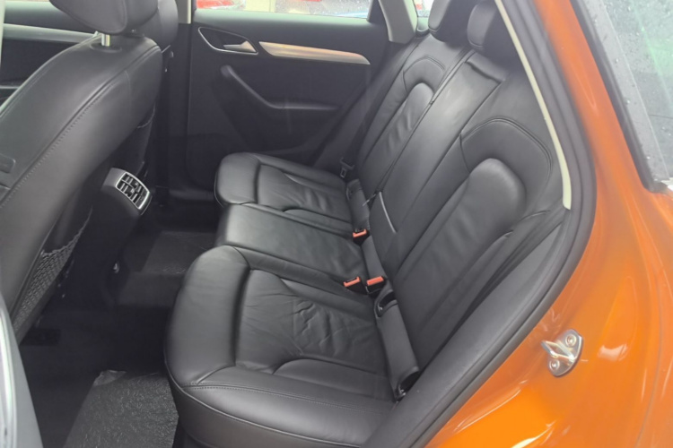 Audi Q3 2015 #17 Audi Q3 2015 car image #17