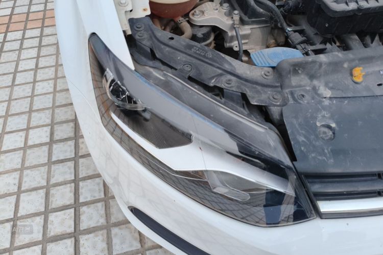 Volkswagen Polo 2019 car image #8