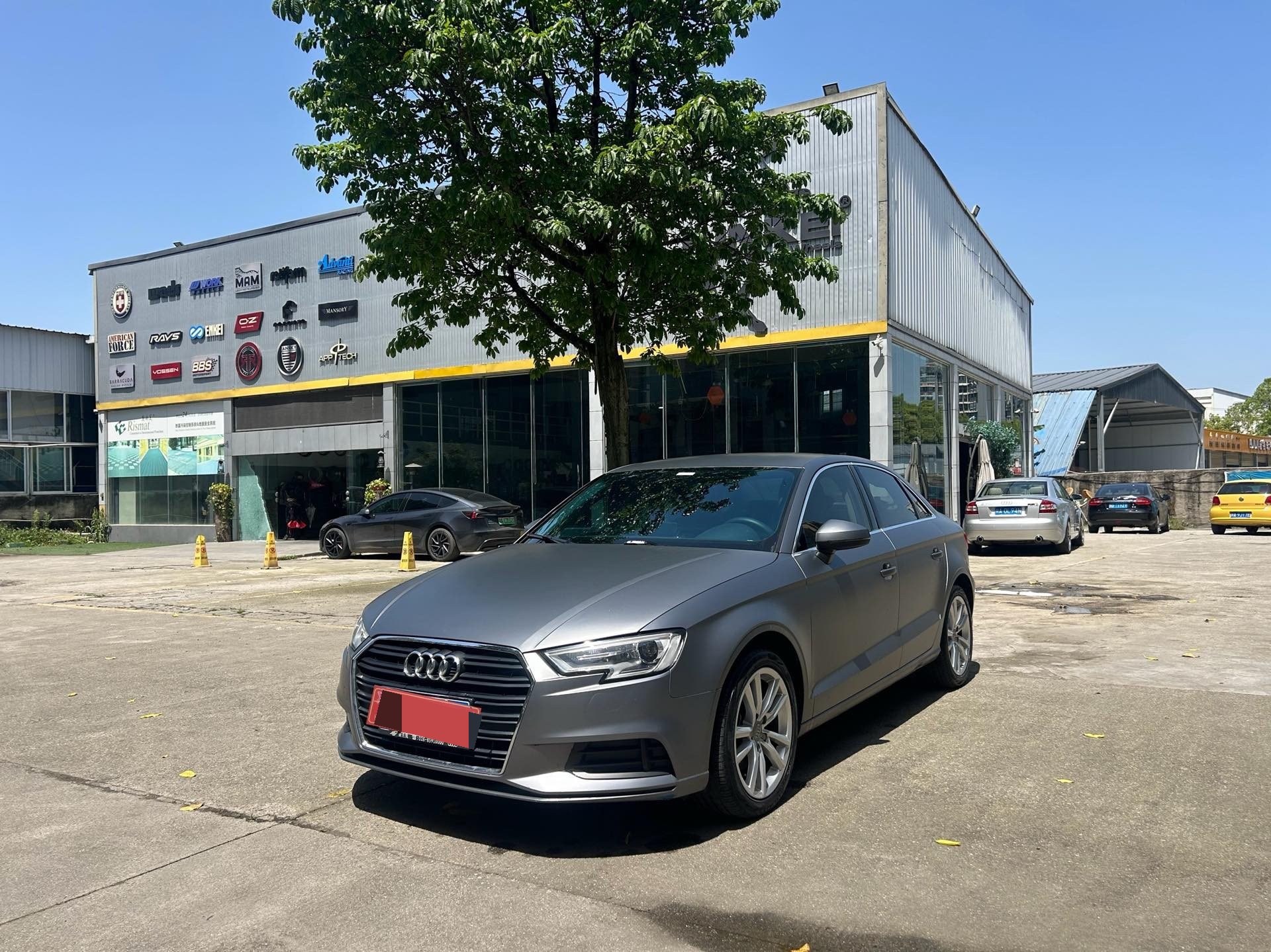 2018 2018 car image