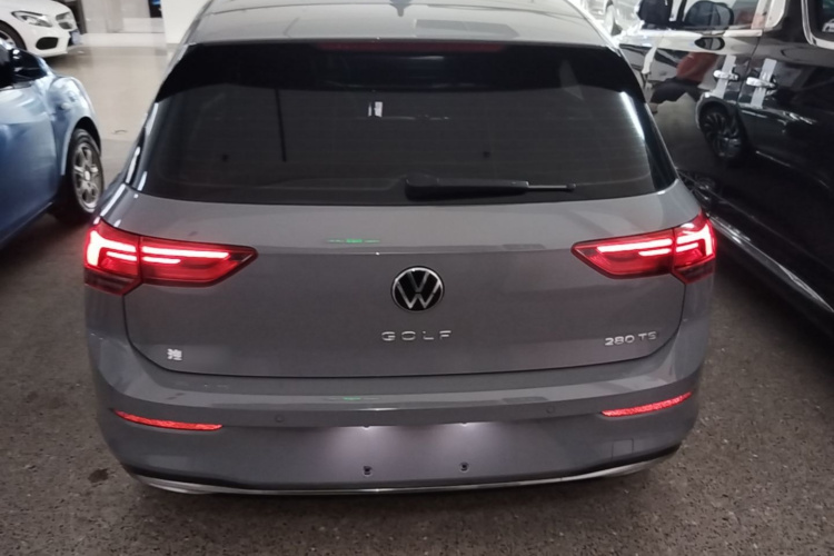 Volkswagen Golf 2021 #4 Volkswagen Golf 2021 car image #4