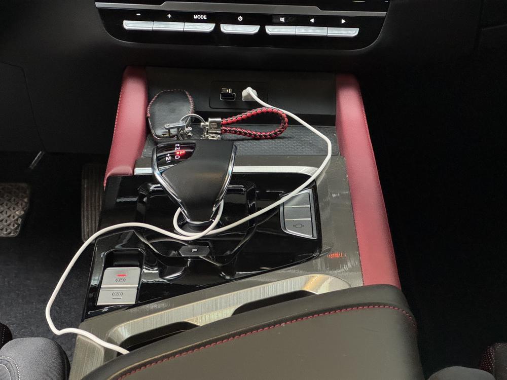 Jetour X70 2024 car image #7