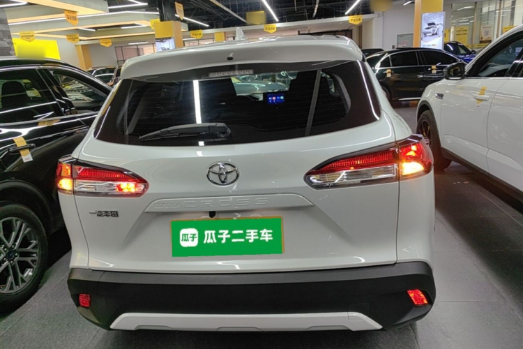 Toyota Corolla Cross 2022 #4 Toyota Corolla Cross 2022 car image #4