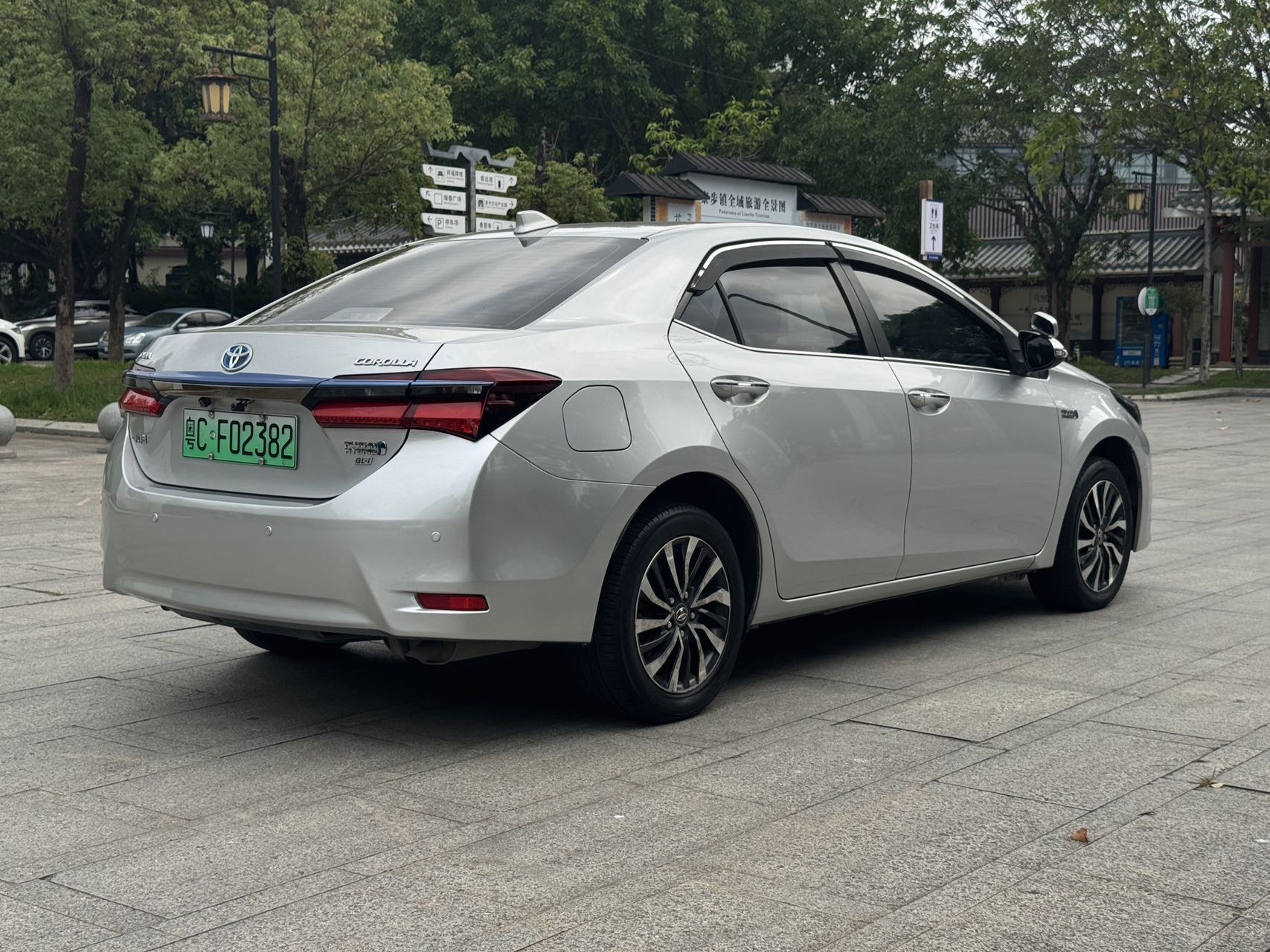 Toyota Corolla Hybird E+ 2019 immagine di auto #11