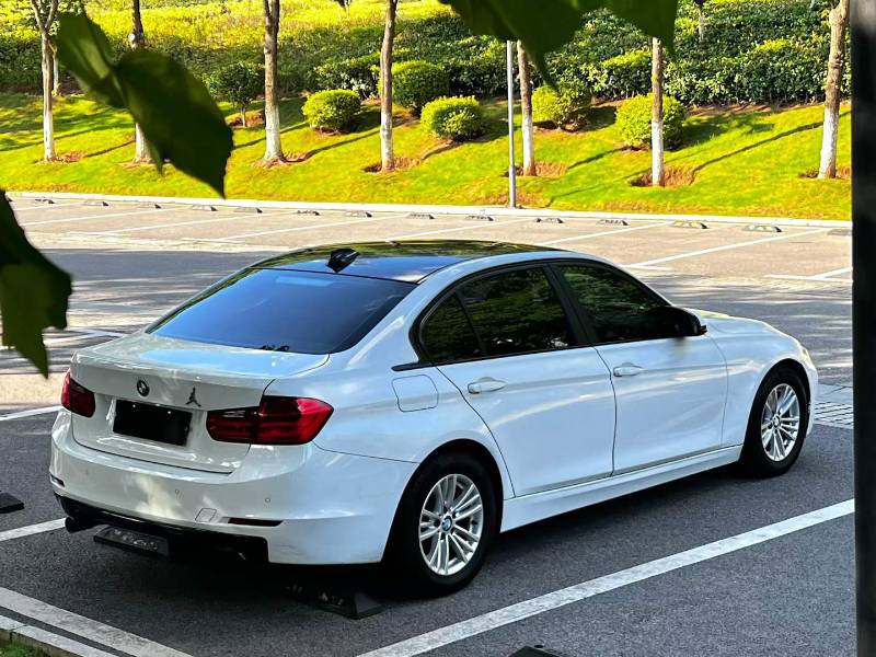 BMW 3 Series 2015 car image #9