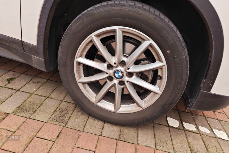 BMW X1 2019 #9 BMW X1 2019 car image #9