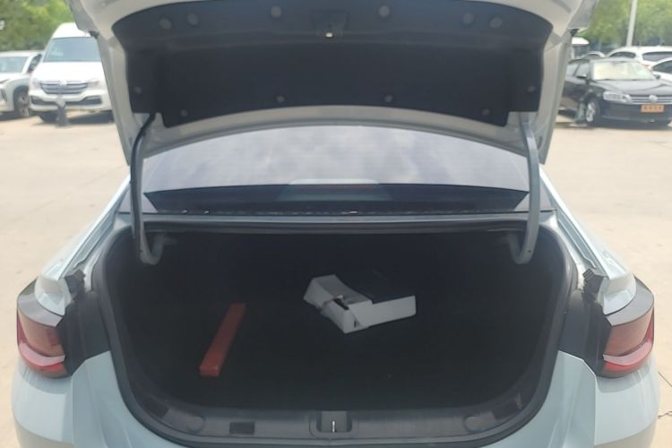 GEELY Emgrand L HiP 2022 car image #19