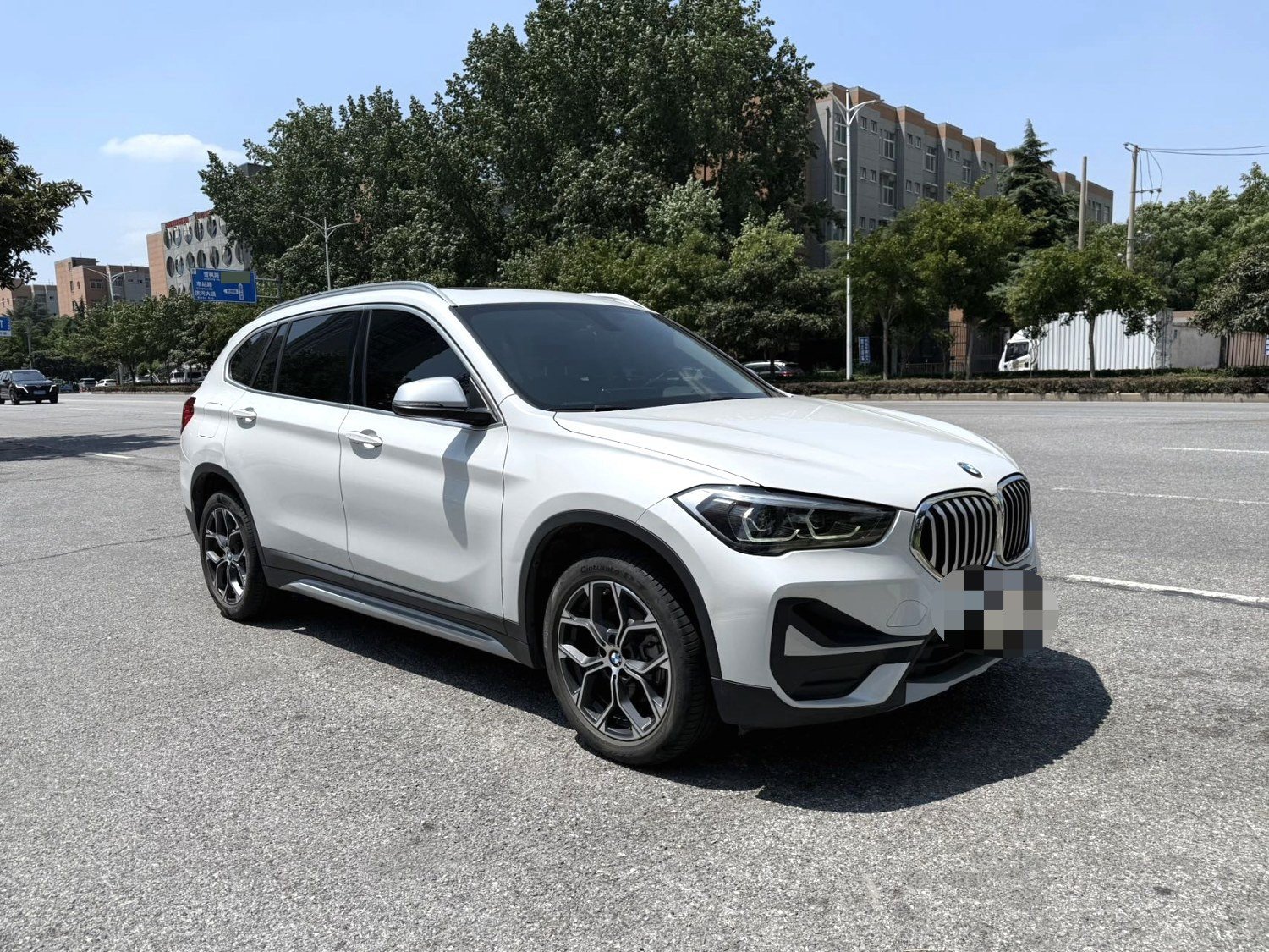BMW X1 2023 изображение автомобиля #3