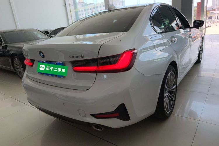 BMW 3 Series 2020 car image #7