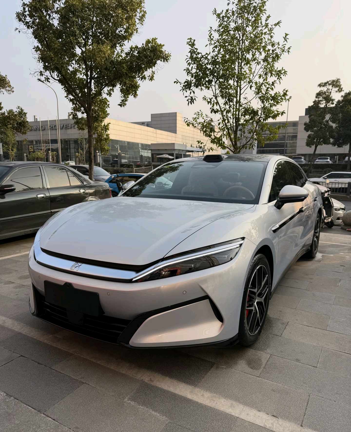 BYD HanL 2025 汽车图片 
