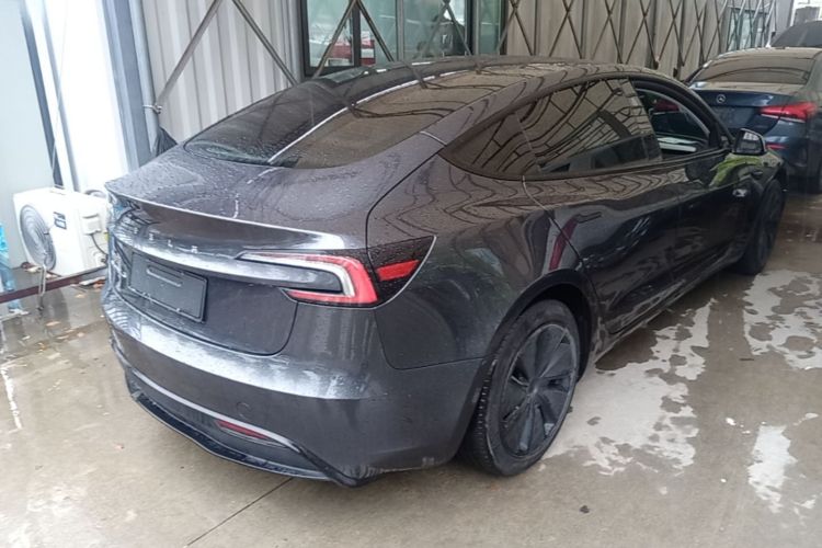 Tesla Model 3 2024 #7 Tesla Model 3 2024 car image #7