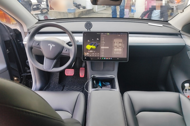 Tesla Model Y 2022 #10 Tesla Model Y 2022 car image #10