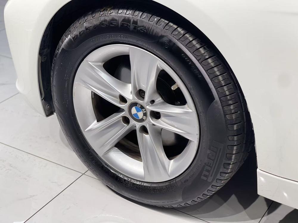BMW 3 Series 2015 car image #9