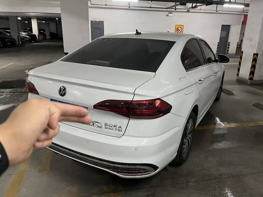 Volkswagen Bora 2023 car image #3