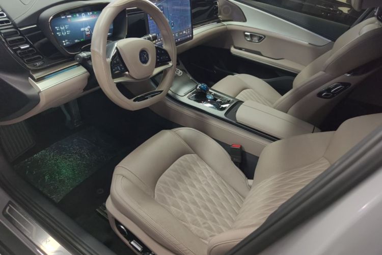 BYD Han 2024 immagine di auto #19